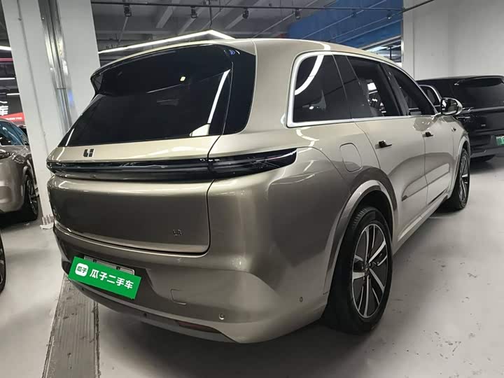 Фото 7 - LiXiang L8