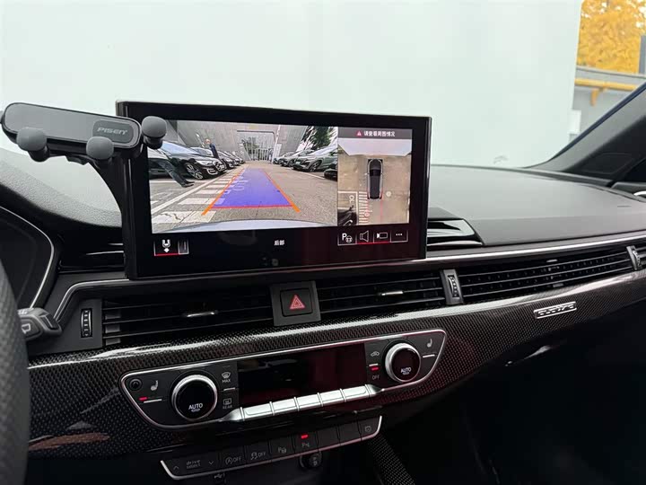 Фото 12 - Audi S4