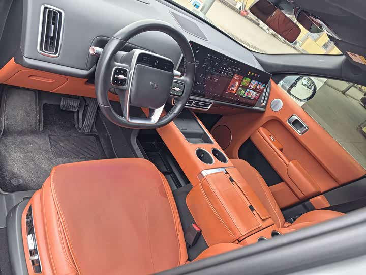 Фото 14 - LiXiang L8