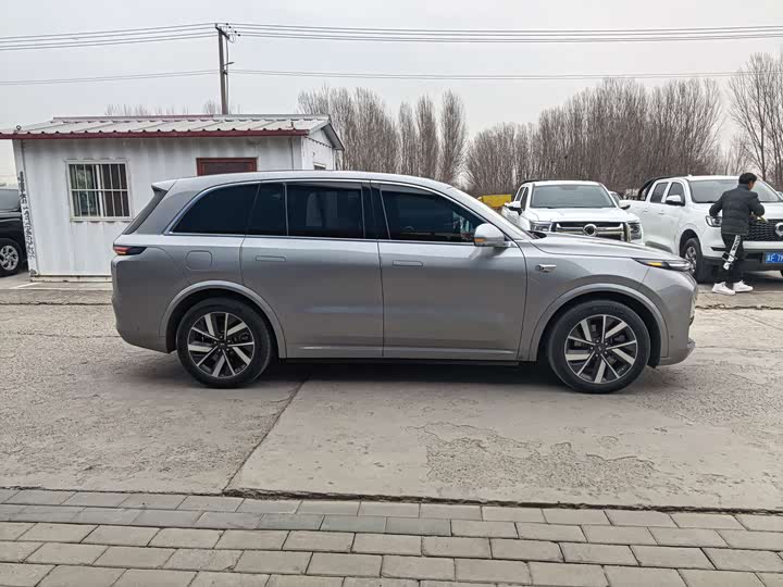 Фото 7 - LiXiang L8