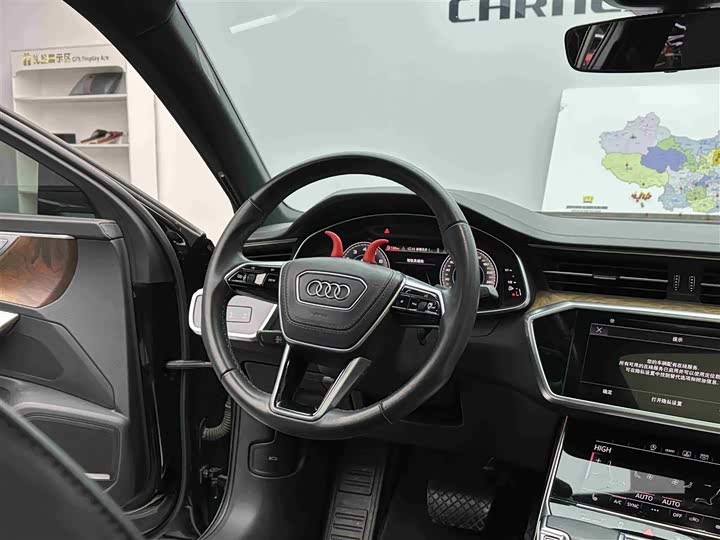 Фото 10 - Audi A6L