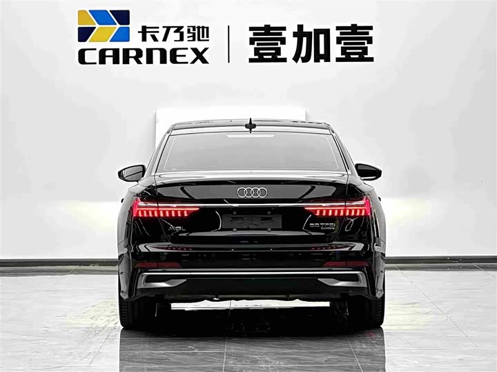 Фото 15 - Audi A6L