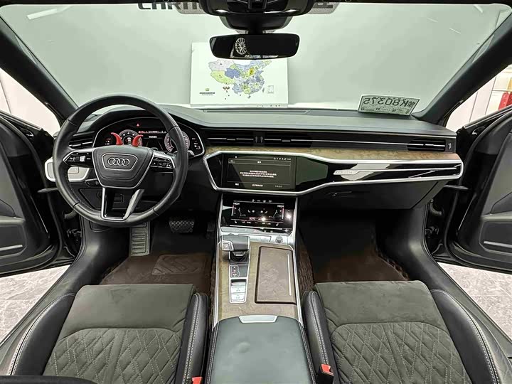 Фото 8 - Audi A6L