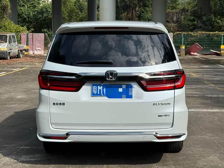 Фото 6 - Honda Elysion