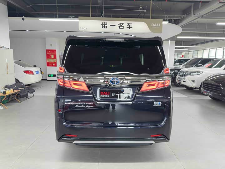 Фото 4 - Toyota Vellfire