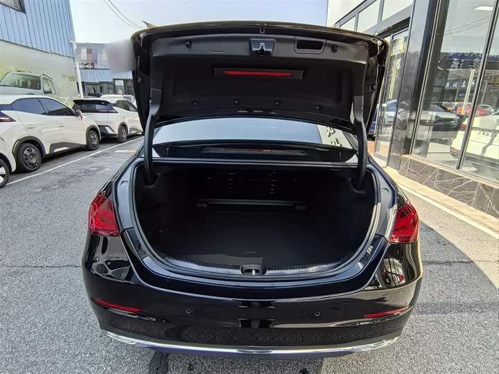 Фото 12 - Mercedes-Benz C-Class