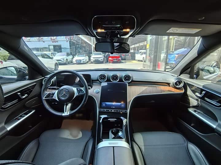 Фото 9 - Mercedes-Benz C-Class