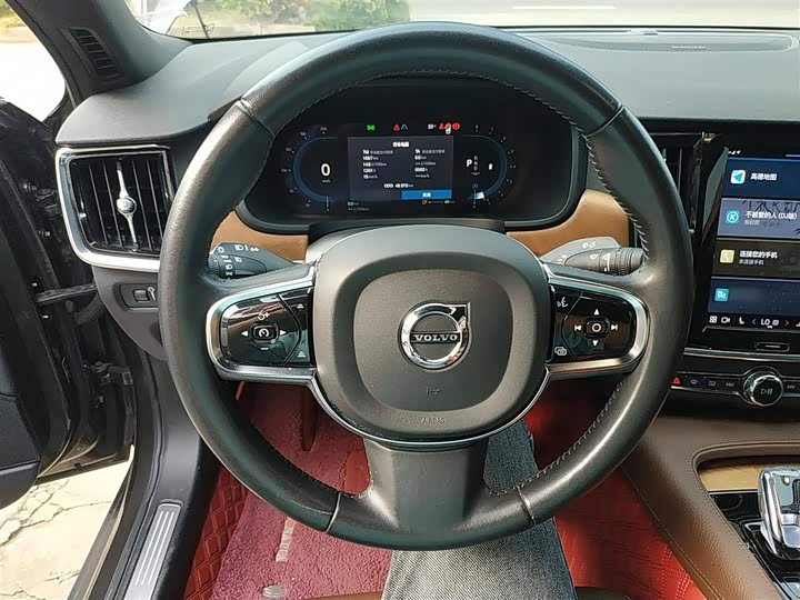 Фото 3 - Volvo S90