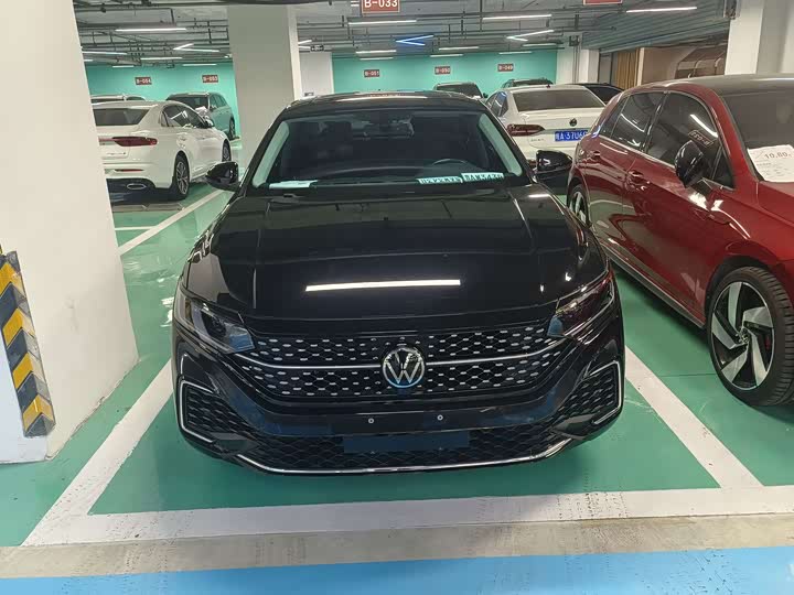 Фото 3 - Volkswagen Passat