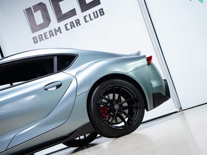 Фото 20 - Toyota Supra