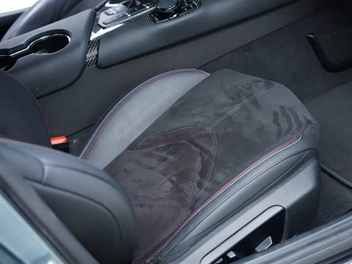 Фото 36 - Toyota Supra