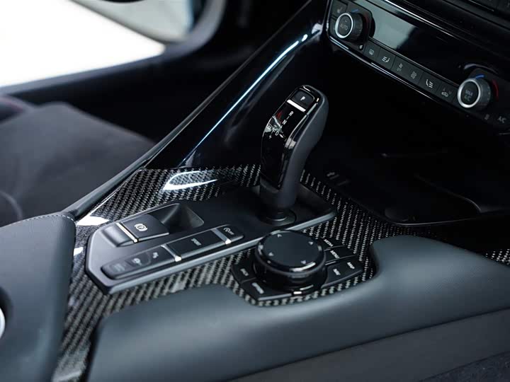 Фото 38 - Toyota Supra