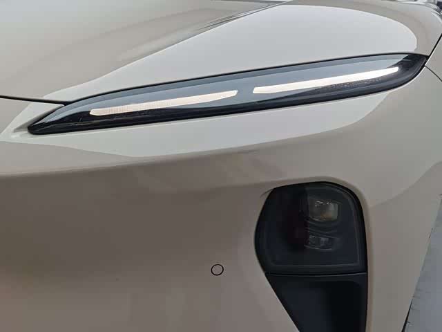 Фото 13 - Nio ET5