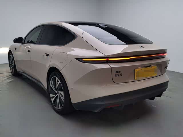 Фото 3 - Nio ET5