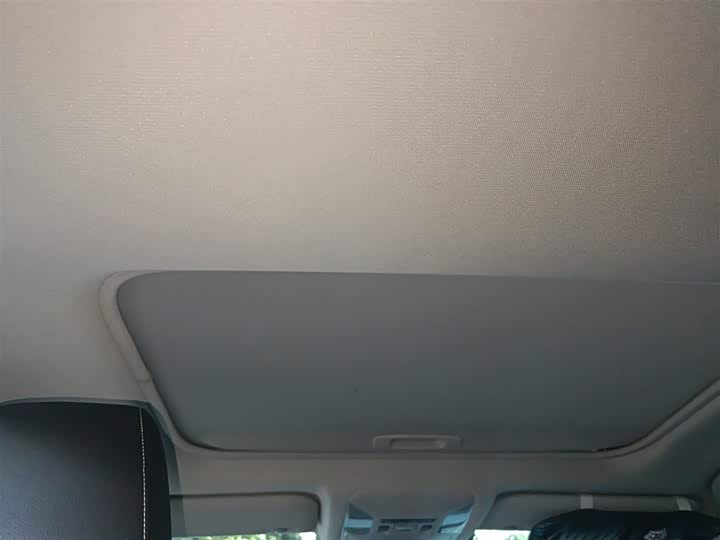 Фото 9 - Toyota RAV4