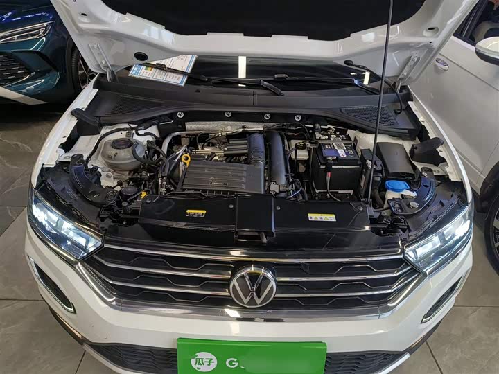 Фото 10 - Volkswagen T-Roc