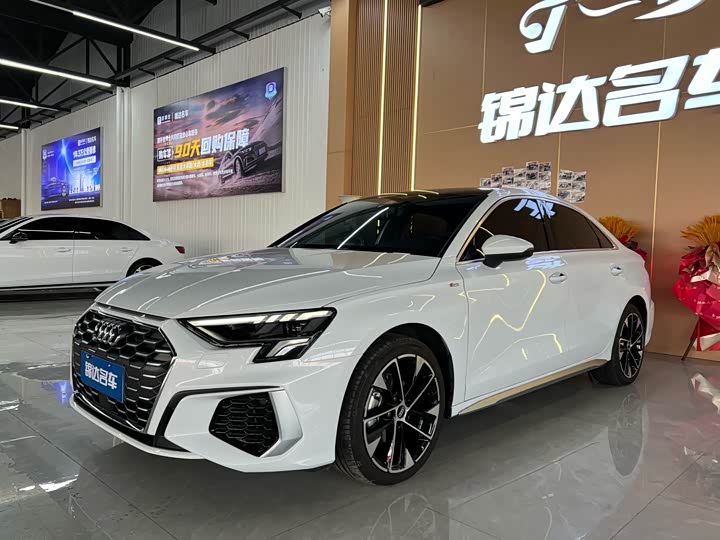 Фото 1 - Audi A3