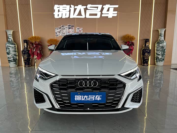 Фото 2 - Audi A3