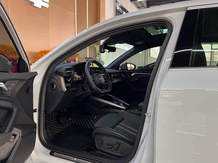 Фото 8 - Audi A3