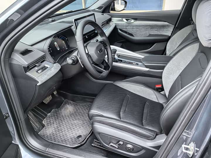 Фото 9 - Geely Preface