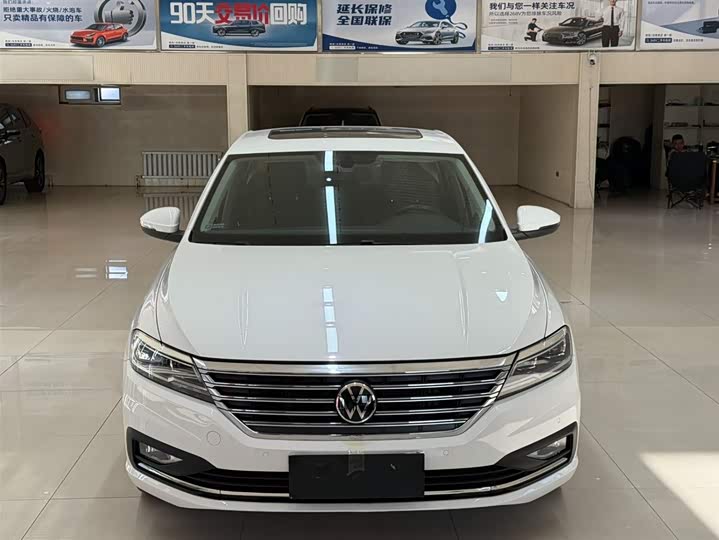 Фото 2 - Volkswagen Lavida