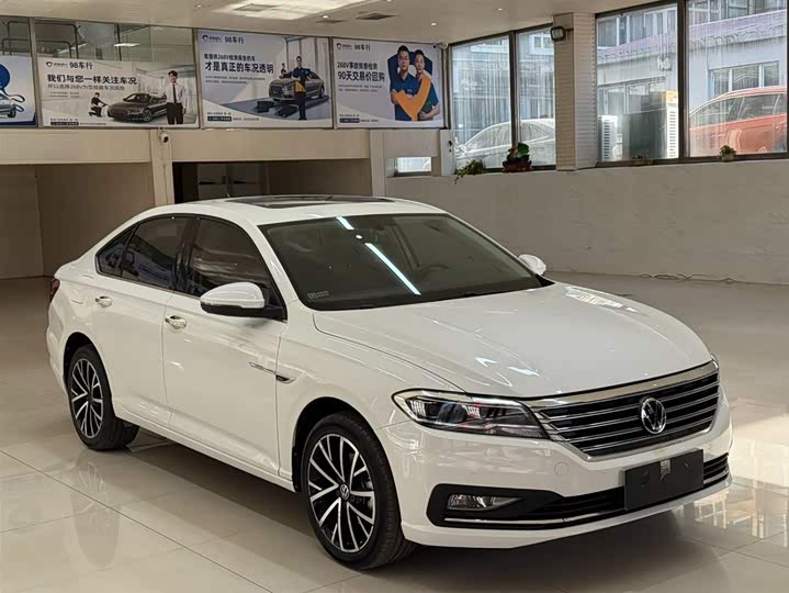 Фото 3 - Volkswagen Lavida