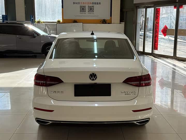 Фото 5 - Volkswagen Lavida