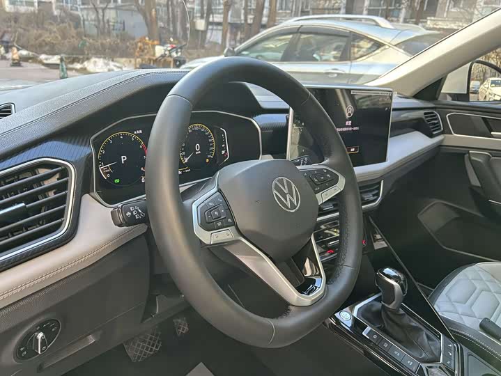 Фото 10 - Volkswagen Tayron