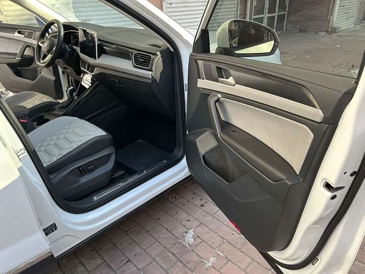 Фото 18 - Volkswagen Tayron