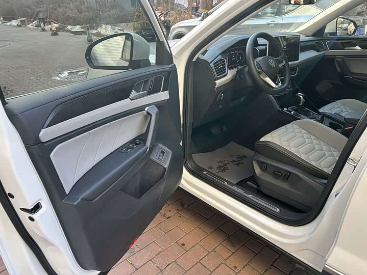 Фото 8 - Volkswagen Tayron