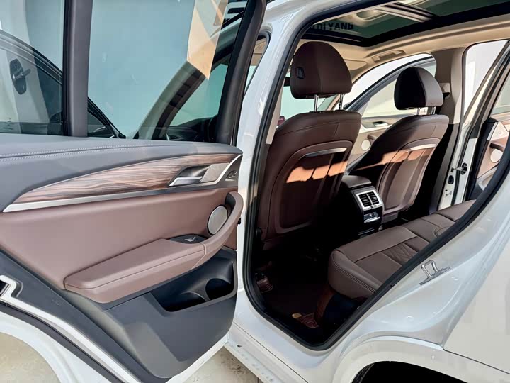 Фото 12 - BMW X3