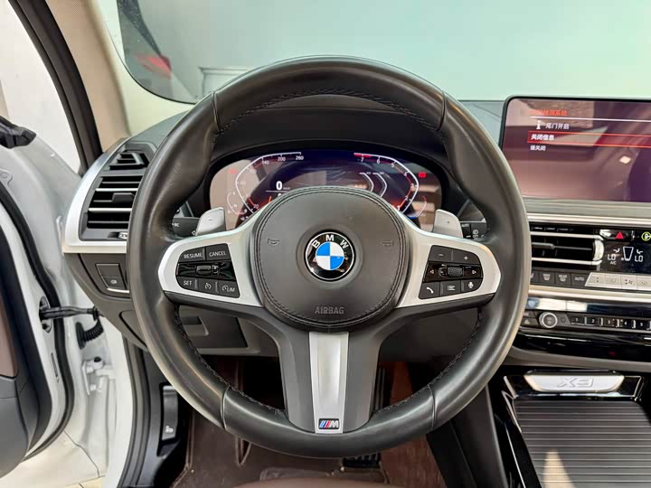 Фото 19 - BMW X3