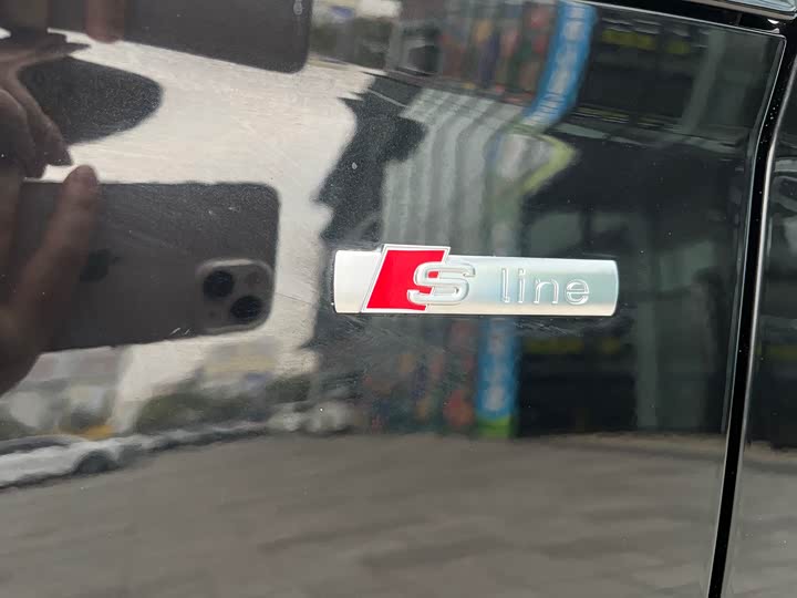 Фото 29 - Audi Q5L