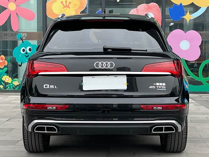Фото 4 - Audi Q5L