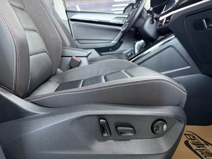 Фото 10 - Volkswagen Tayron