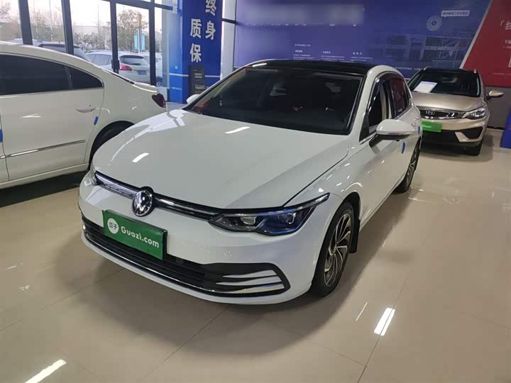 Фото 2 - Volkswagen Golf