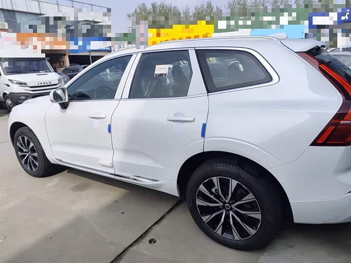 Фото 5 - Volvo XC60