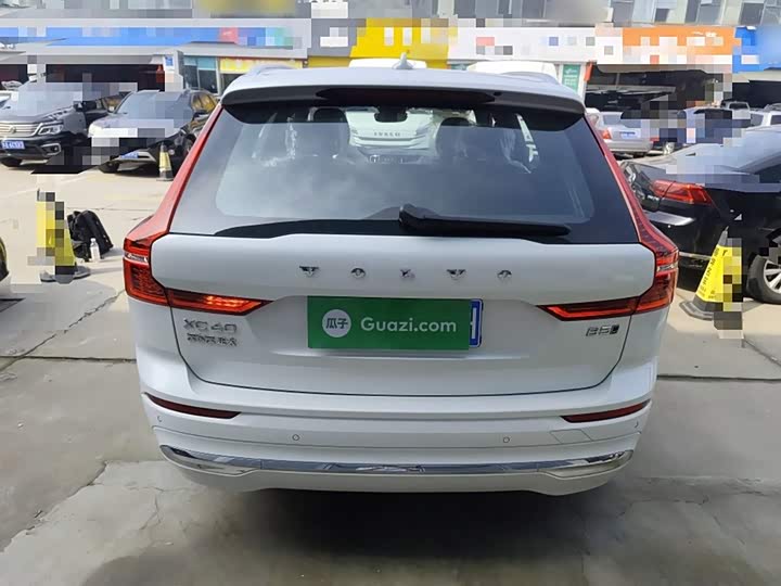 Фото 6 - Volvo XC60