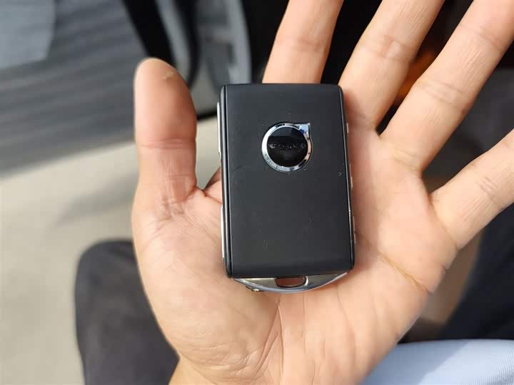 Фото 9 - Volvo XC60