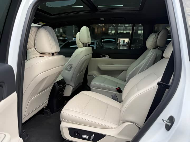 Фото 6 - LiXiang One