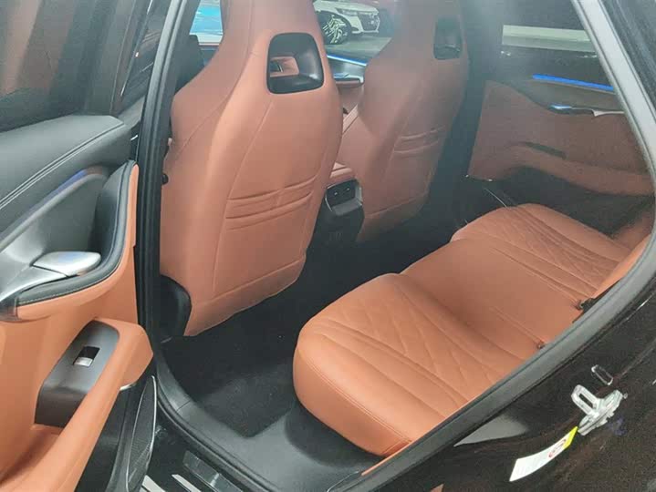 Фото 11 - BYD Sea Lion 07 EV