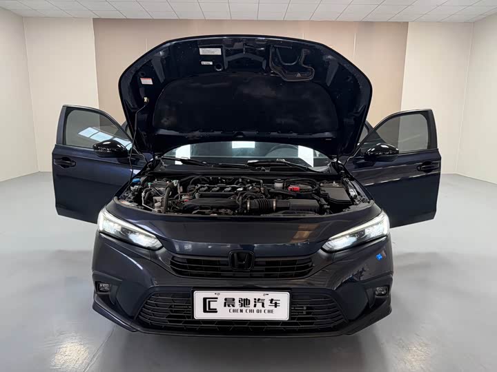 Фото 15 - Honda Civic