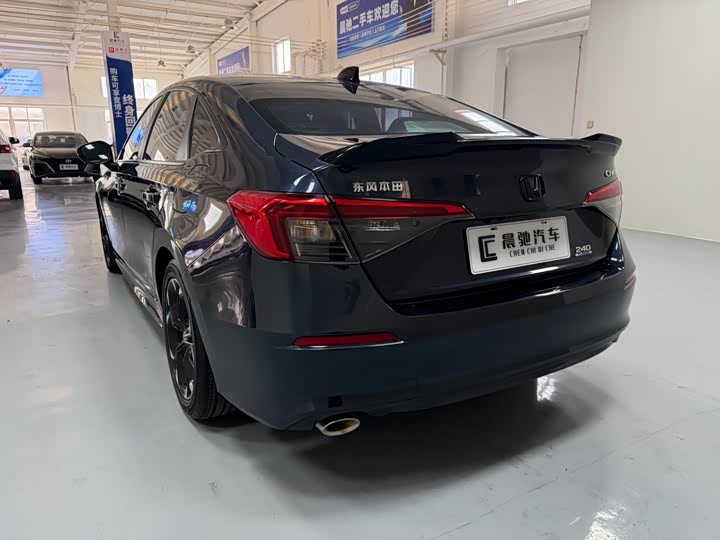 Фото 7 - Honda Civic