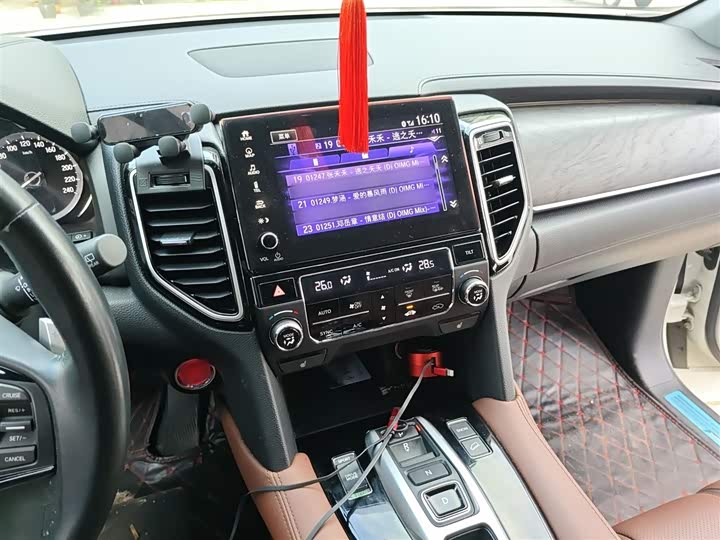 Фото 6 - Honda UR-V