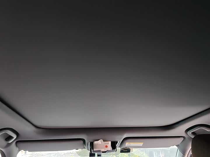 Фото 9 - Honda UR-V