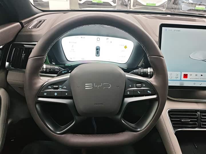 Фото 11 - BYD Song Plus Hybrid/EV