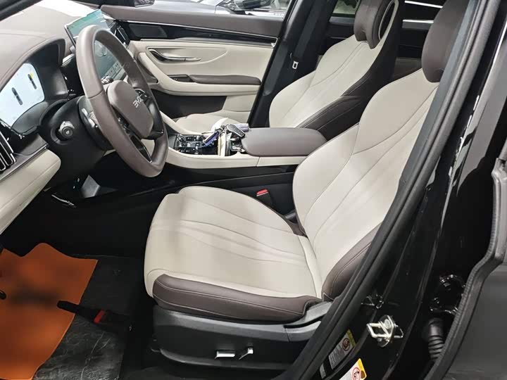 Фото 15 - BYD Song Plus Hybrid/EV