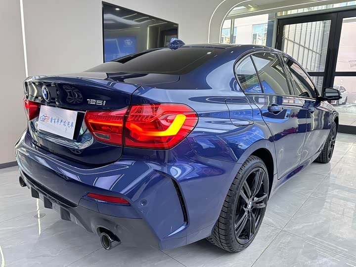 Фото 9 - BMW 1 Series