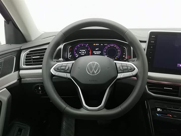 Фото 11 - Volkswagen Tayron