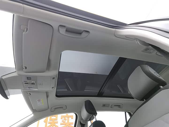 Фото 14 - Volkswagen Tayron